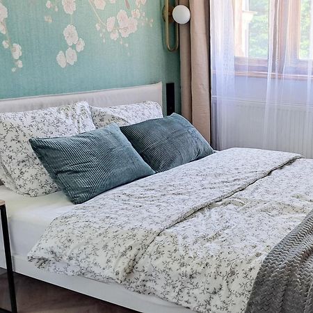 Lion Apartments - Premium Studio With Balcony Cracovie Extérieur photo