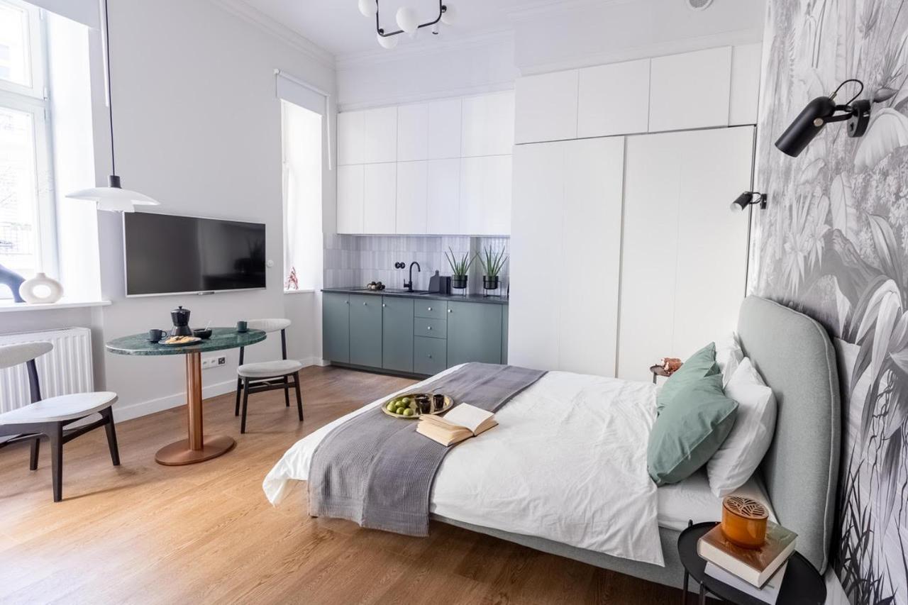 Lion Apartments - Premium Studio With Balcony Cracovie Extérieur photo