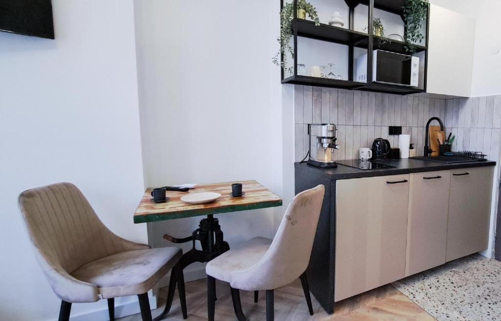 Lion Apartments - Premium Studio With Balcony Cracovie Extérieur photo